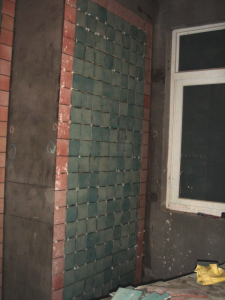 南京江宁188平瓦工装修工地铺瓷砖