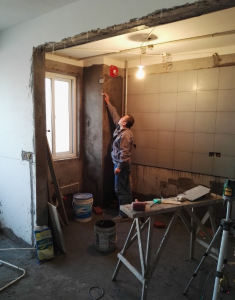 南京锦绣家园104平3室一厅瓦工装修师傅