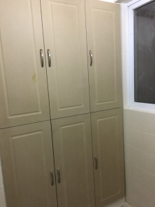 南京88平三室一厅木工装修工地在线储物柜