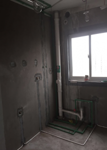 南京88平地中海风格小三房水电装修施工中