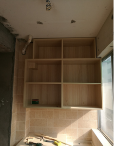 南京装修72平二室一厅木工装修阳台吊柜