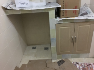 南京88平三室一厅木工装修工地在线阳台