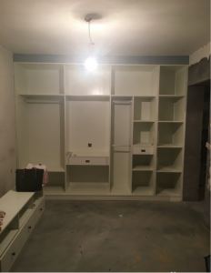 南京大油坊巷2室一厅50平米不到二手房装修中卧室大衣柜