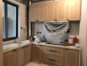 南京融侨观邸133平混搭装修木工施工中厨房