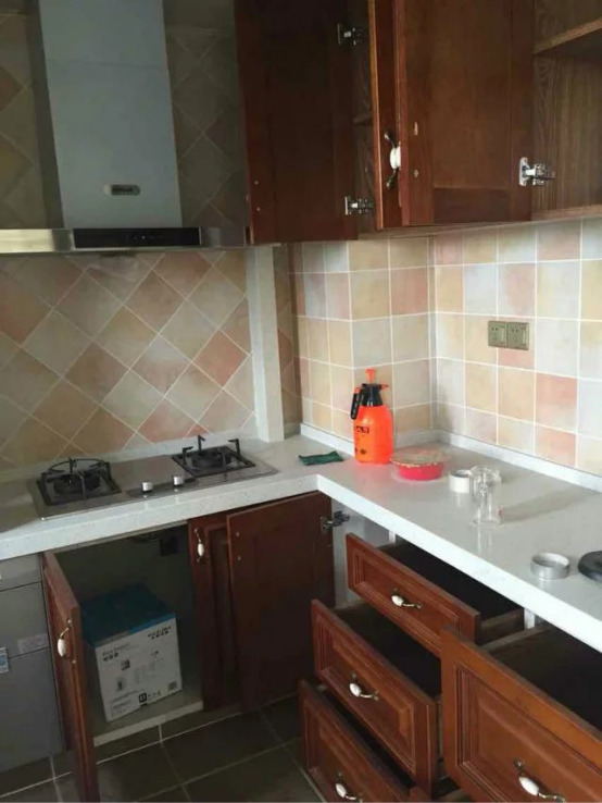 1597731376809-ccleznype5w3rokk