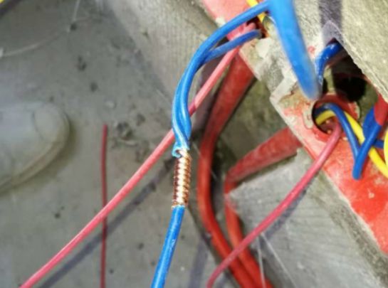 v2-e1205fae73108bb6b7460869c1f484b4_720w