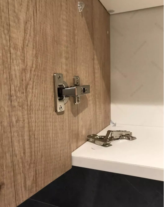 装修做衣柜五金件